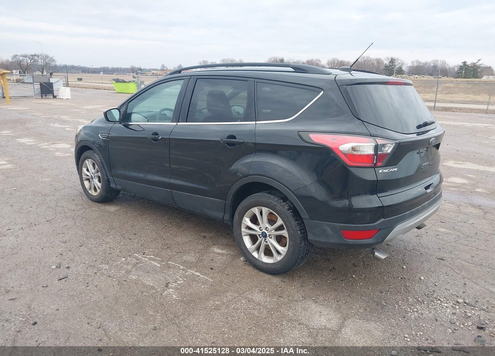 2017 FORD ESCAPE SE VIN: 1FMCU9GD5HUA62721