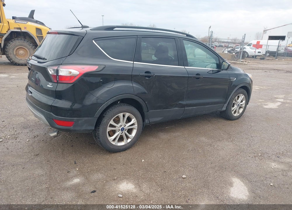 2017 FORD ESCAPE SE VIN: 1FMCU9GD5HUA62721