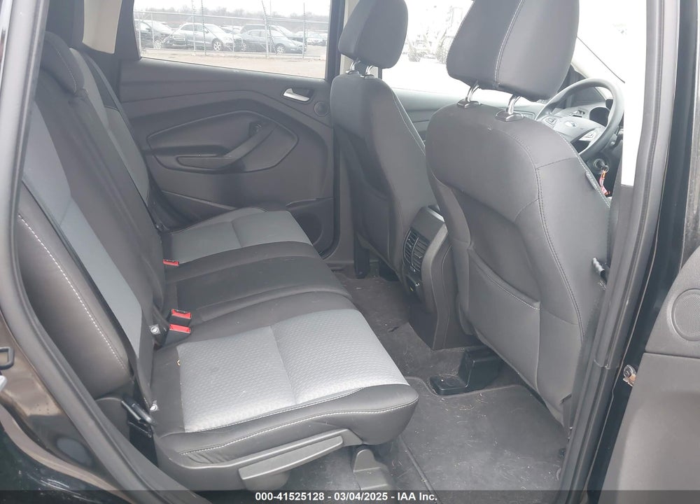 2017 FORD ESCAPE SE VIN: 1FMCU9GD5HUA62721
