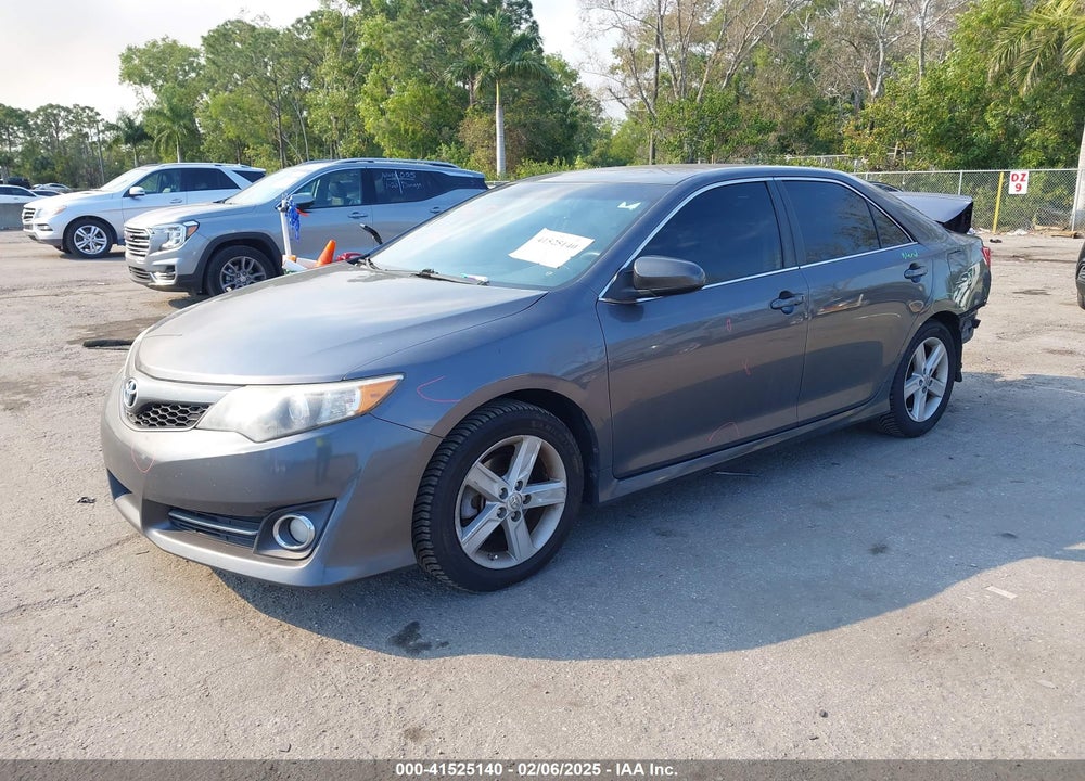 2014 TOYOTA CAMRY SE VIN: 4T1BF1FK0EU333445