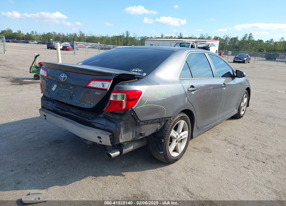 2014 TOYOTA CAMRY SE VIN: 4T1BF1FK0EU333445