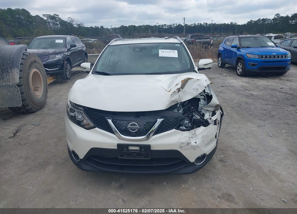 2018 NISSAN ROGUE SPORT SL VIN: JN1BJ1CP1JW102882