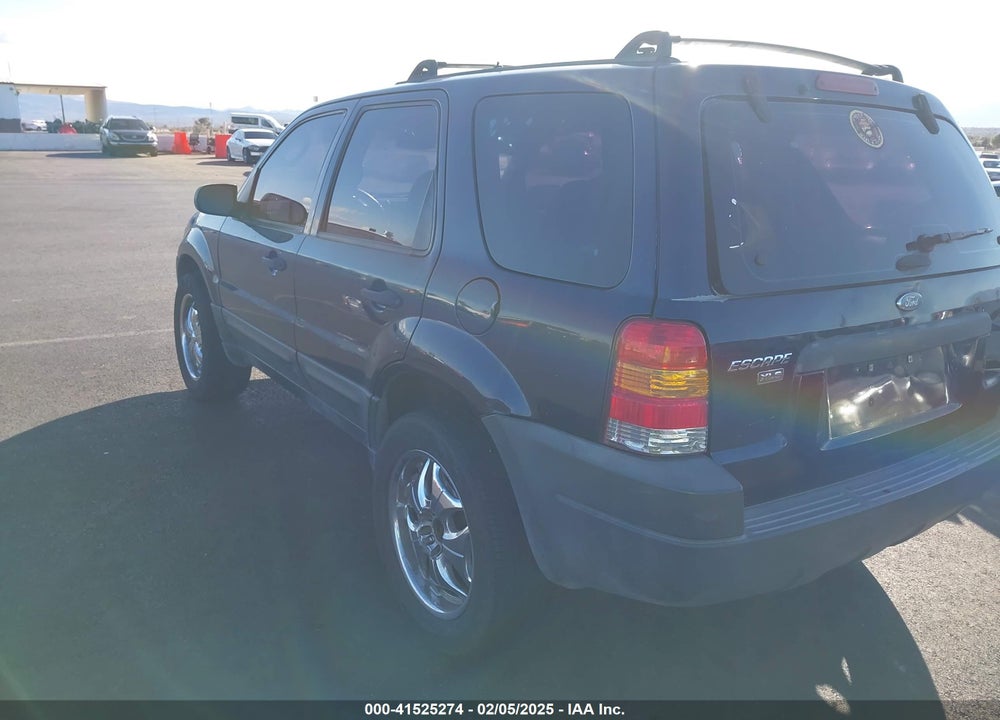 2003 FORD ESCAPE XLS VIN: 1FMYU02143KB01883