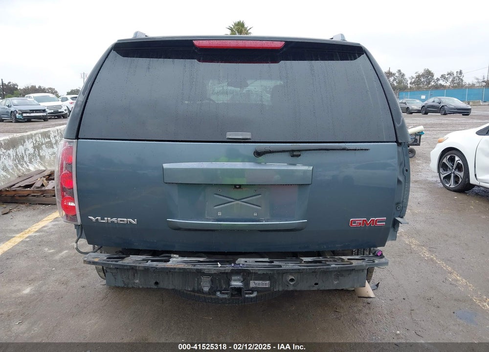 2008 GMC YUKON DENALI VIN: 1GKFK63898J214486