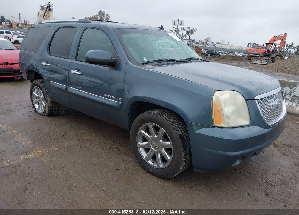 2008 GMC YUKON DENALI VIN: 1GKFK63898J214486