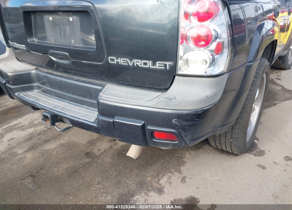 2003 CHEVROLET TRAILBLAZER LS VIN: 1GNDS13S632411983