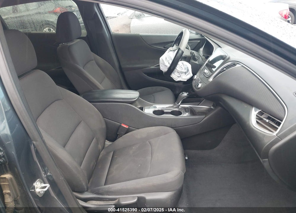 2020 CHEVROLET MALIBU VIN: 1G1ZD5ST1LF010983