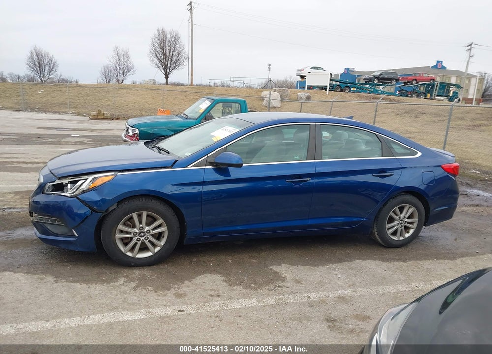 2015 HYUNDAI SONATA VIN: 5NPE24AF6FH057311