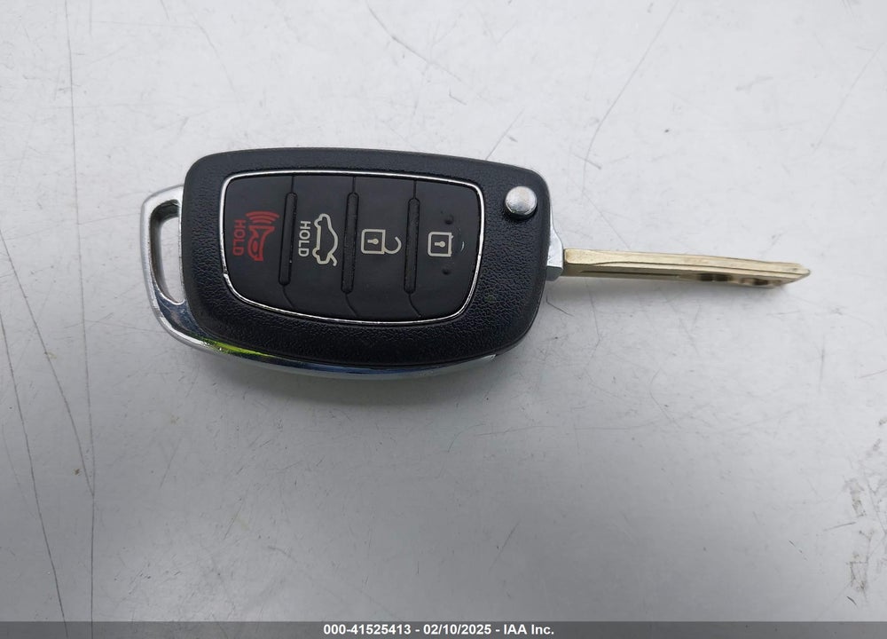 2015 HYUNDAI SONATA VIN: 5NPE24AF6FH057311