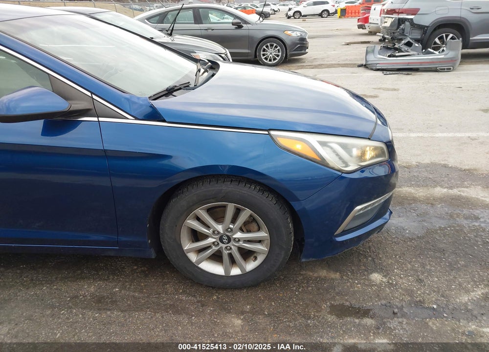 2015 HYUNDAI SONATA VIN: 5NPE24AF6FH057311