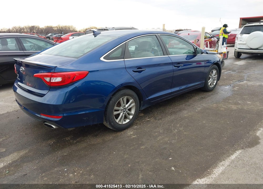2015 HYUNDAI SONATA VIN: 5NPE24AF6FH057311