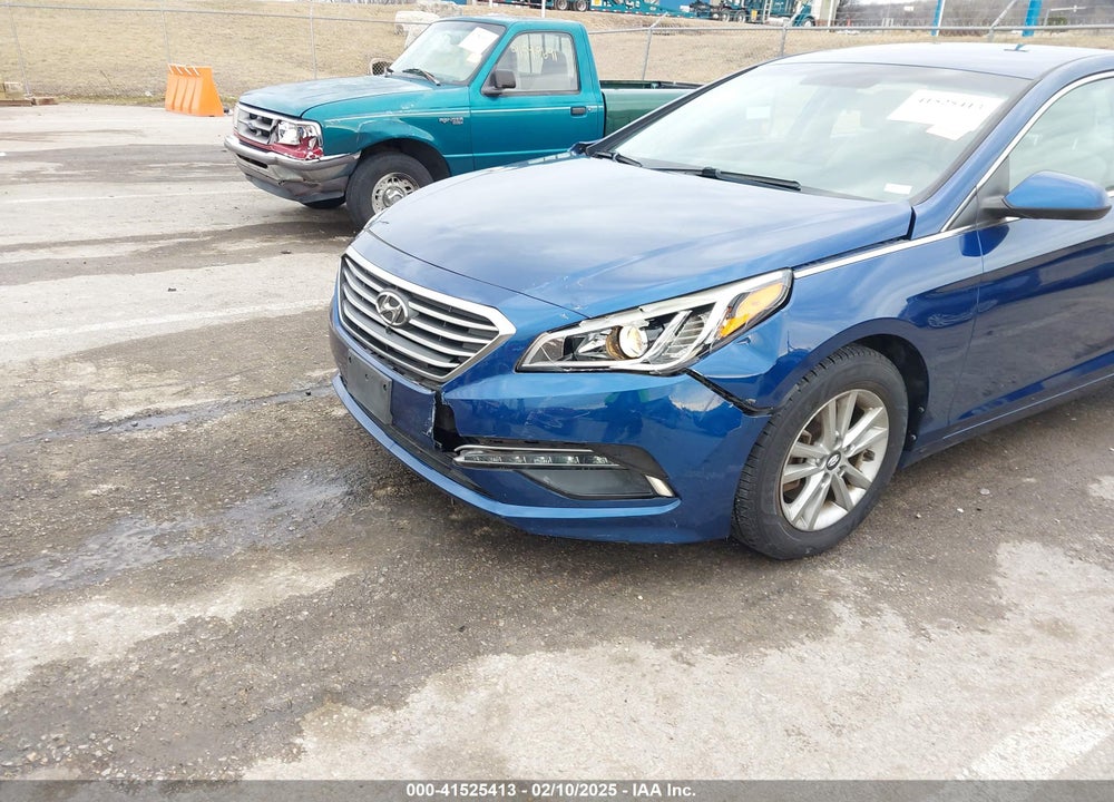 2015 HYUNDAI SONATA VIN: 5NPE24AF6FH057311