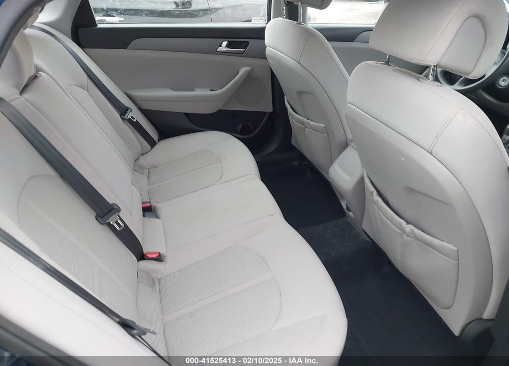 2015 HYUNDAI SONATA VIN: 5NPE24AF6FH057311