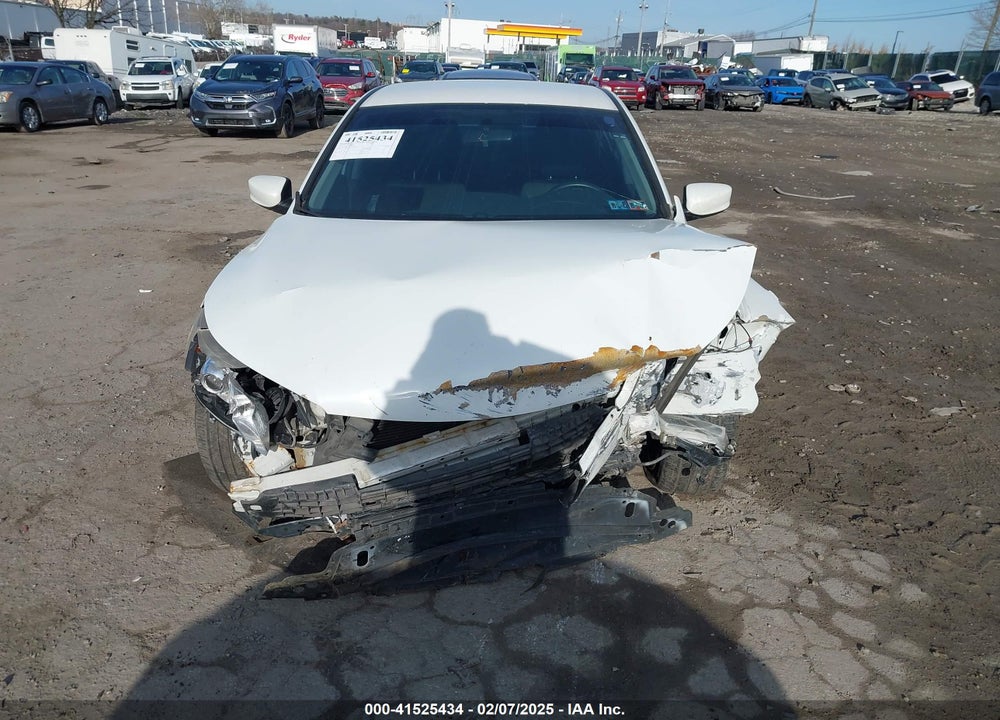 2013 HONDA ACCORD VIN: 1HGCR2F57DA210985