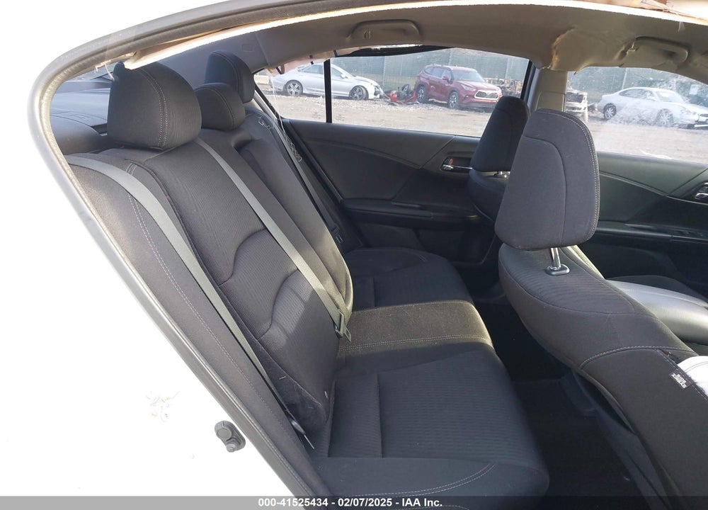 2013 HONDA ACCORD VIN: 1HGCR2F57DA210985