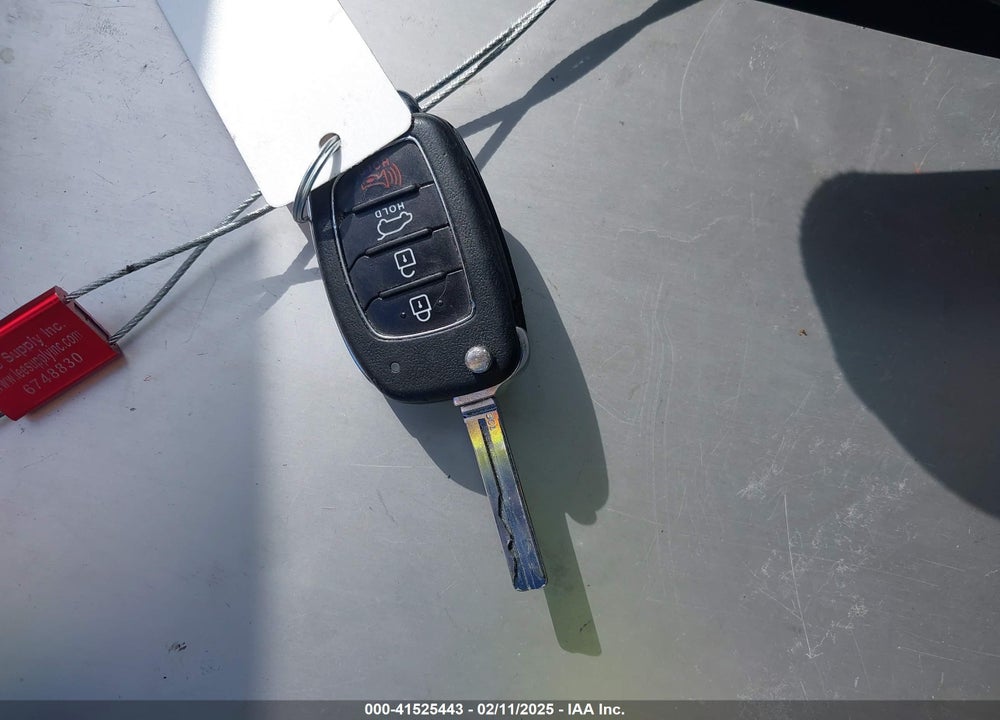 2019 HYUNDAI TUCSON SE VIN: KM8J2CA45KU883103