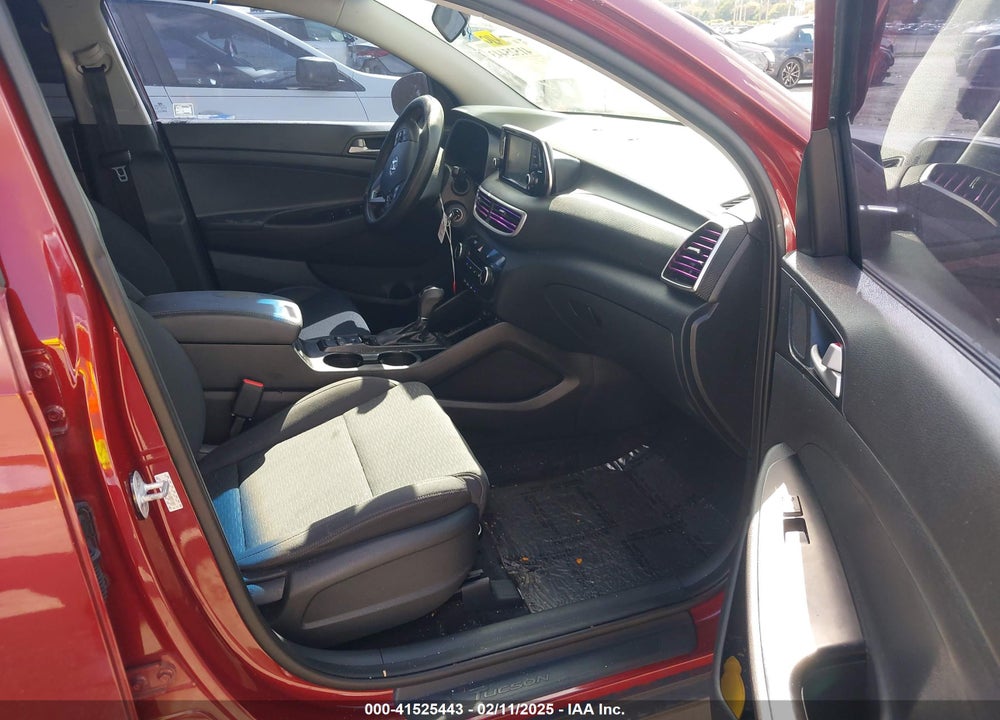 2019 HYUNDAI TUCSON SE VIN: KM8J2CA45KU883103