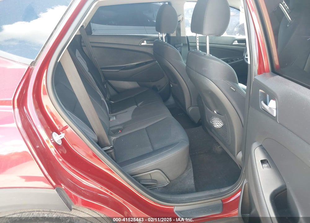 2019 HYUNDAI TUCSON SE VIN: KM8J2CA45KU883103