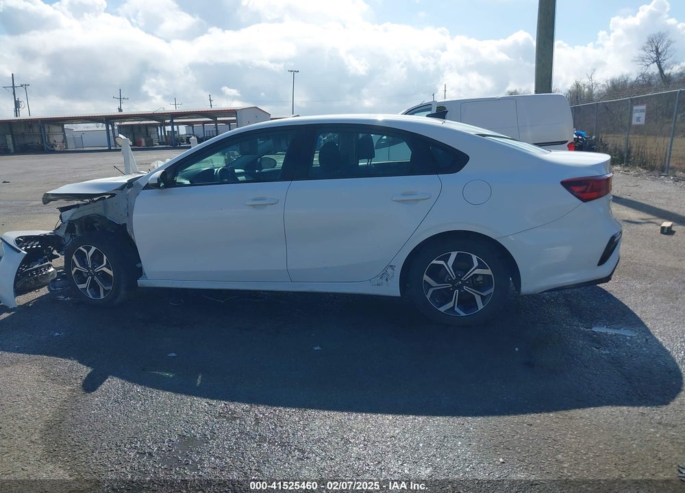 2021 KIA FORTE LXS VIN: 3KPF24AD9ME312375