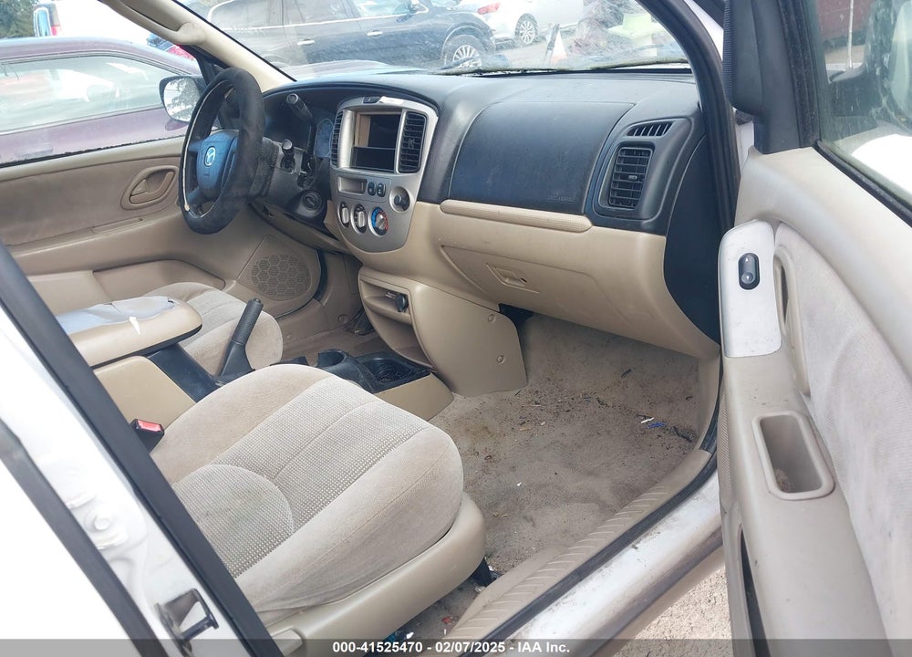 2004 MAZDA TRIBUTE LX V6 VIN: 4F2CZ94154KM25671