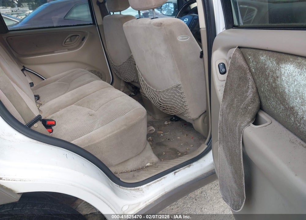 2004 MAZDA TRIBUTE LX V6 VIN: 4F2CZ94154KM25671