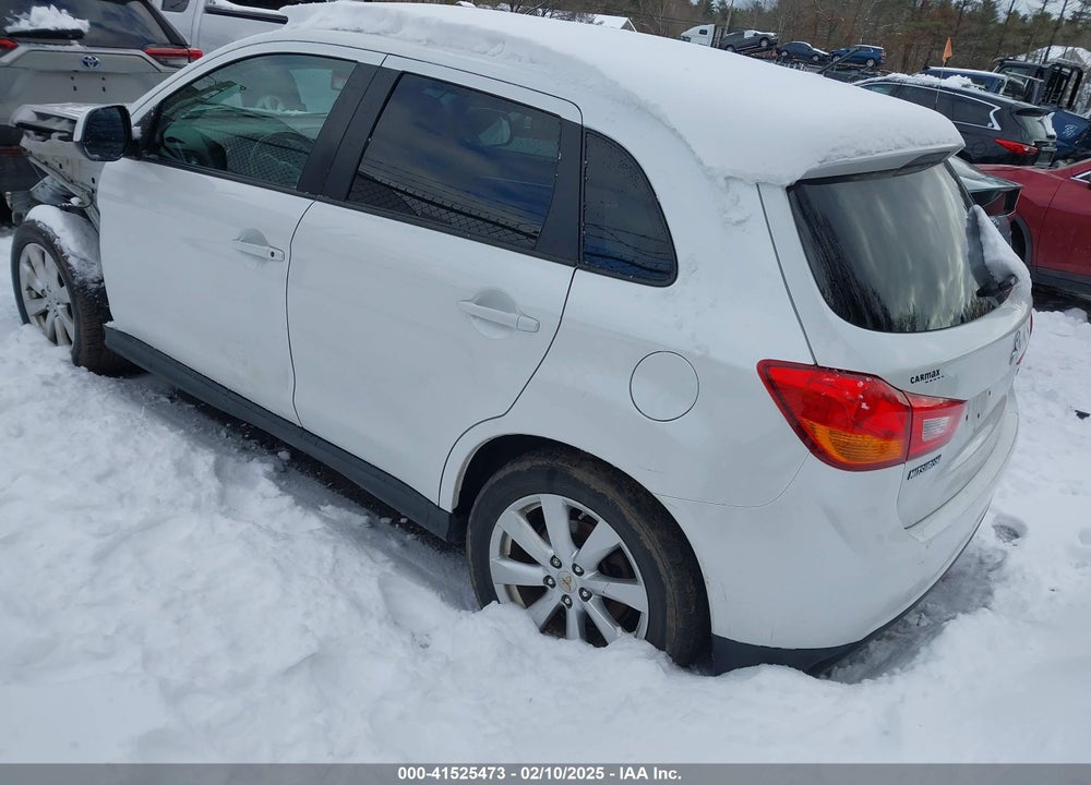 2015 MITSUBISHI OUTLANDER SPORT ES VIN: 4A4AR3AW5FE034552
