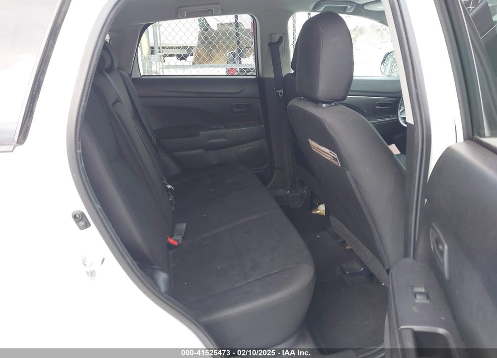 2015 MITSUBISHI OUTLANDER SPORT ES VIN: 4A4AR3AW5FE034552