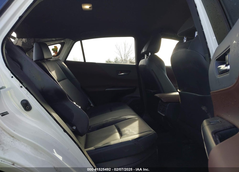 2021 TOYOTA VENZA XLE VIN: JTEAAAAH9MJ027401