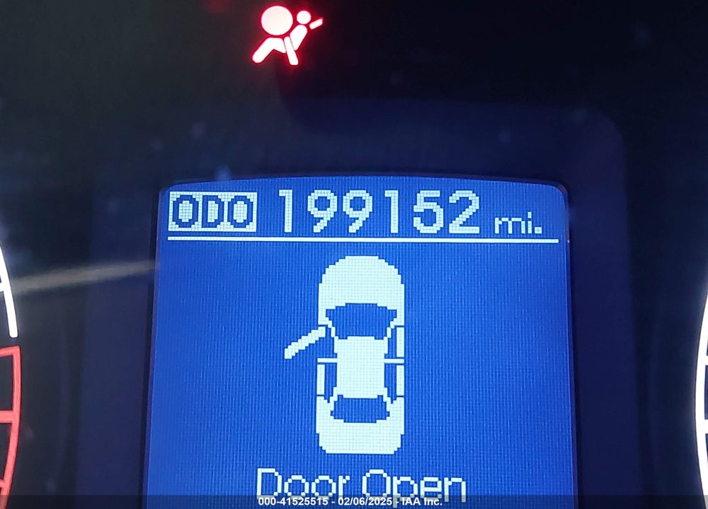 2013 HYUNDAI GENESIS VIN: KMHGC4DD8DU244063