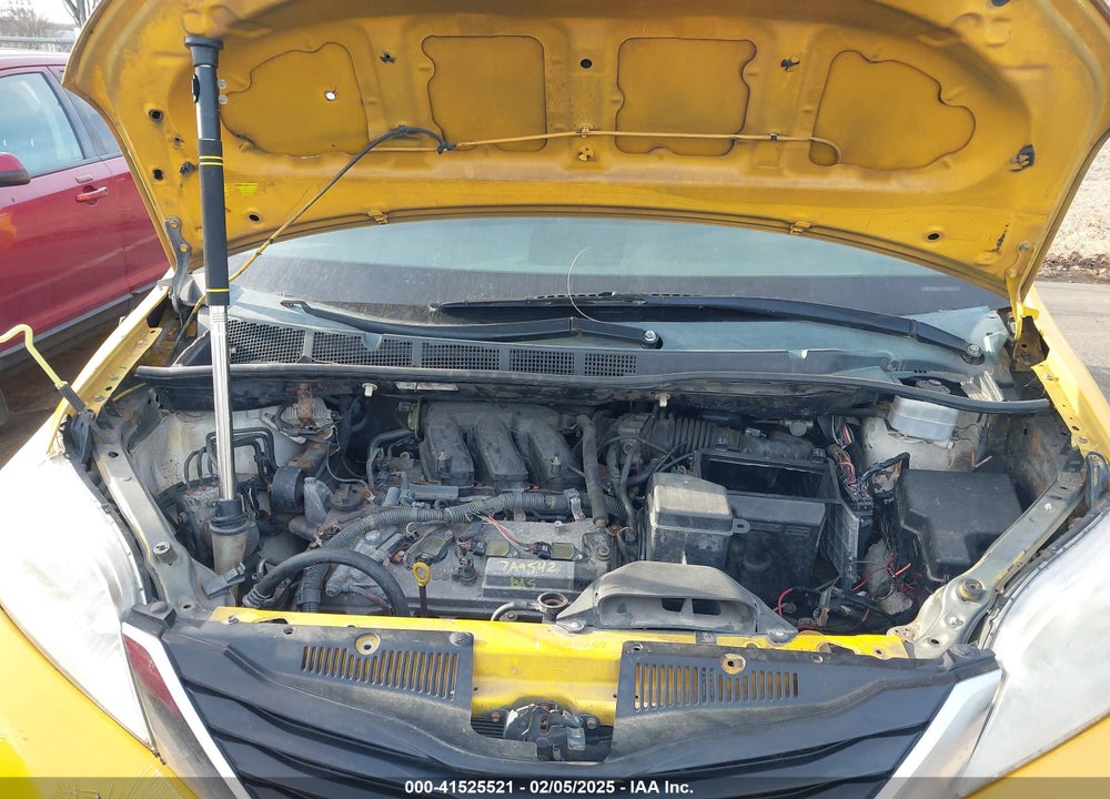 2012 TOYOTA SIENNA BASE V6 7 PASSENGER VIN: 5TDZK3DC3CS221892