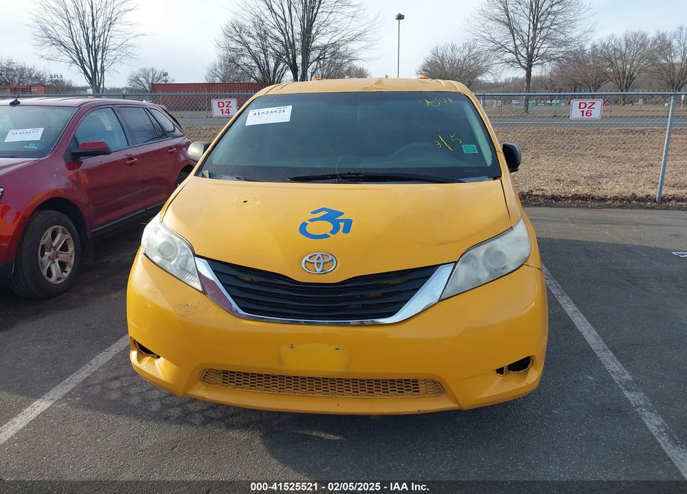 2012 TOYOTA SIENNA BASE V6 7 PASSENGER VIN: 5TDZK3DC3CS221892