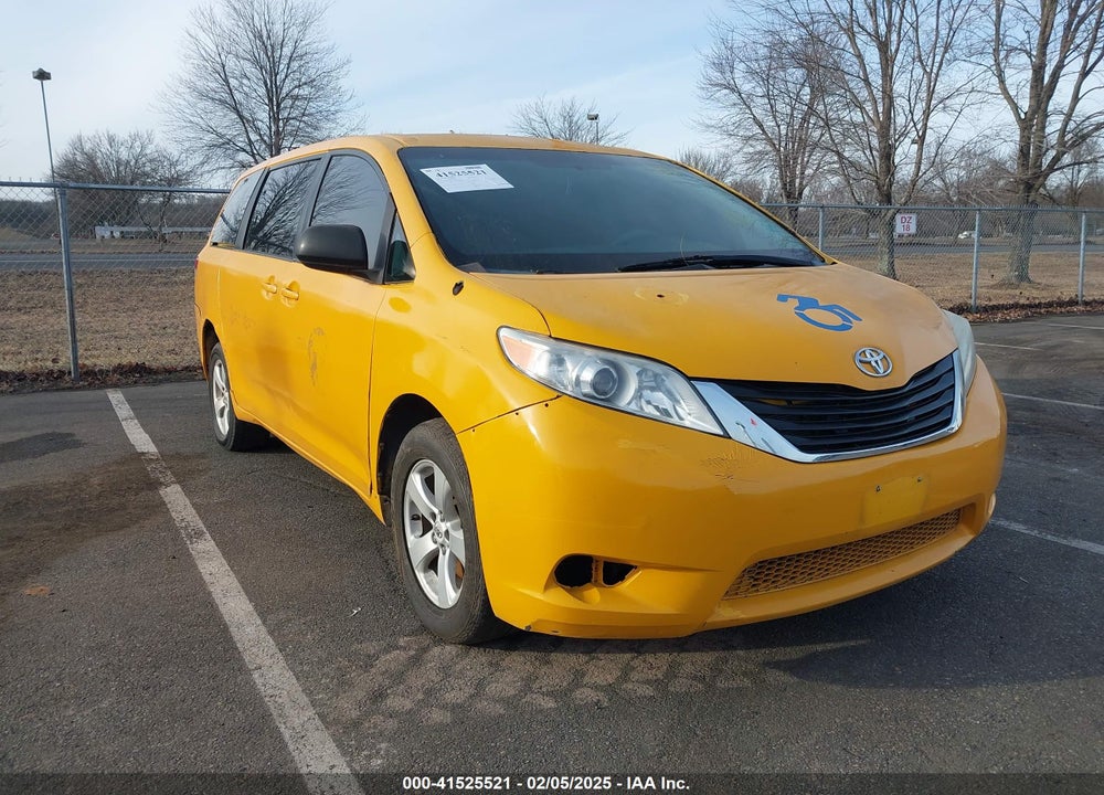 2012 TOYOTA SIENNA BASE V6 7 PASSENGER VIN: 5TDZK3DC3CS221892
