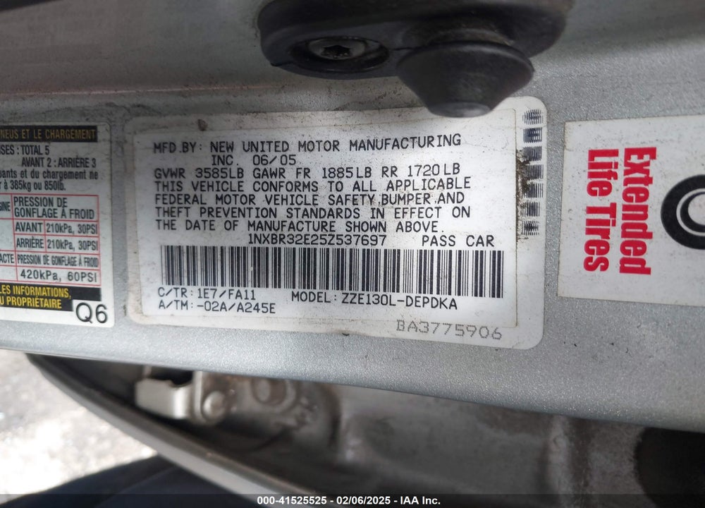 2005 TOYOTA COROLLA CE VIN: 1NXBR32E25Z537697