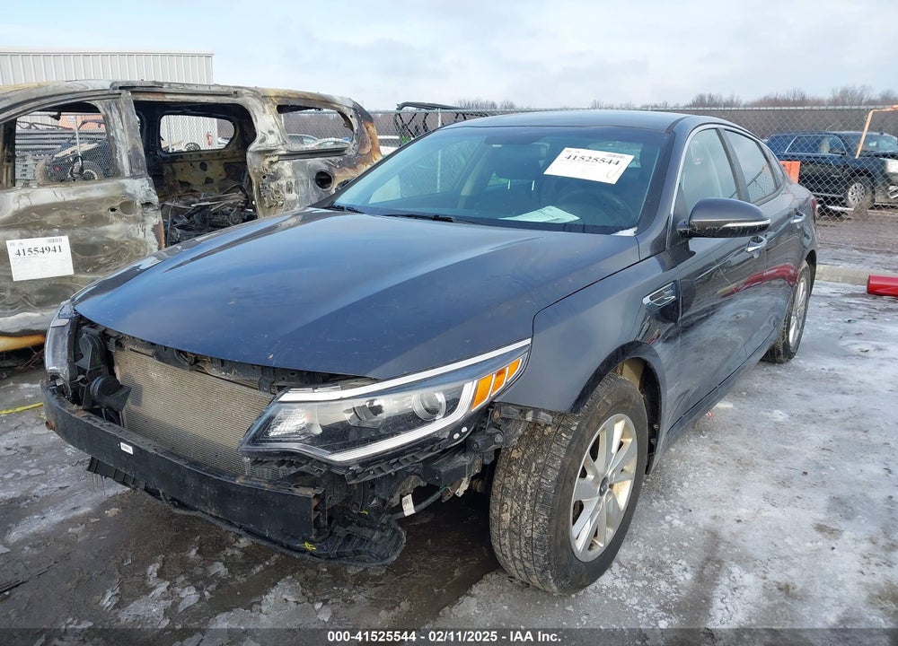 2018 KIA OPTIMA VIN: KNAGT4L35J5213045