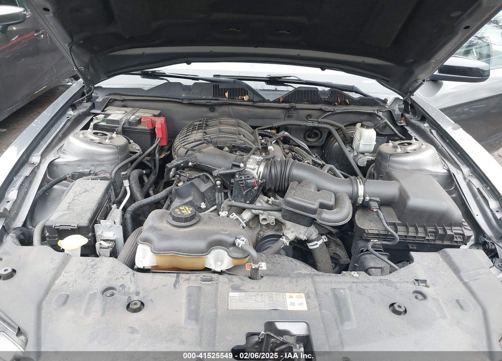 2014 FORD MUSTANG V6 VIN: 1ZVBP8AM6E5334433