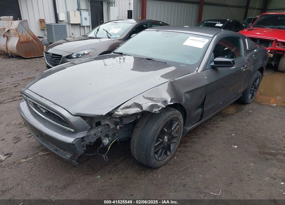 2014 FORD MUSTANG V6 VIN: 1ZVBP8AM6E5334433