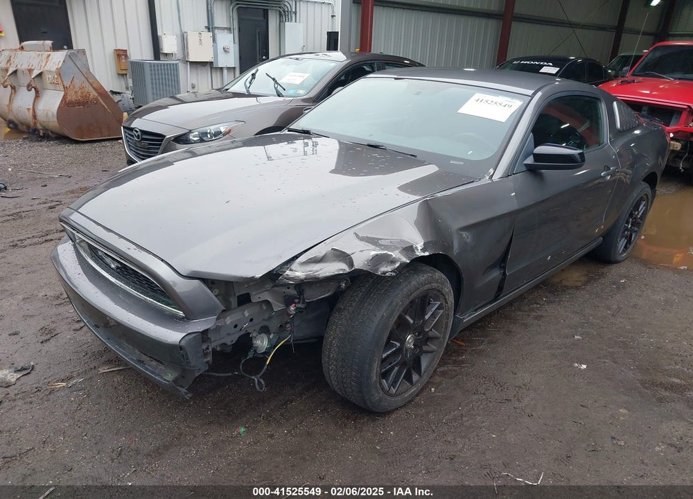 2014 FORD MUSTANG V6 VIN: 1ZVBP8AM6E5334433