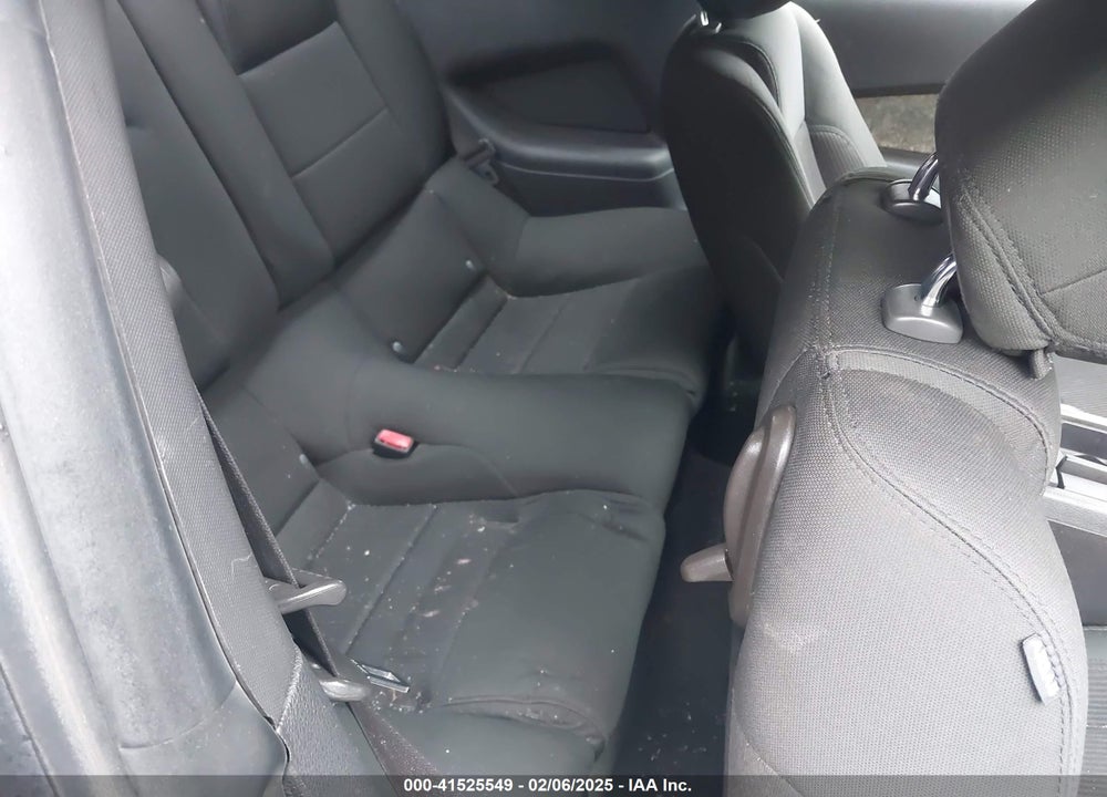 2014 FORD MUSTANG V6 VIN: 1ZVBP8AM6E5334433