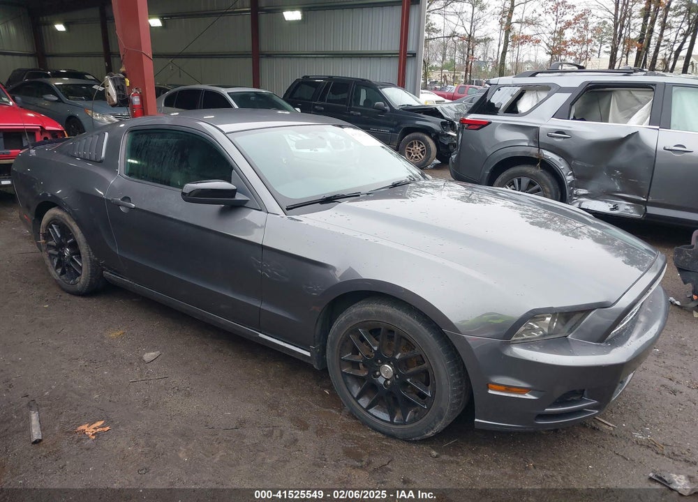 2014 FORD MUSTANG V6 VIN: 1ZVBP8AM6E5334433