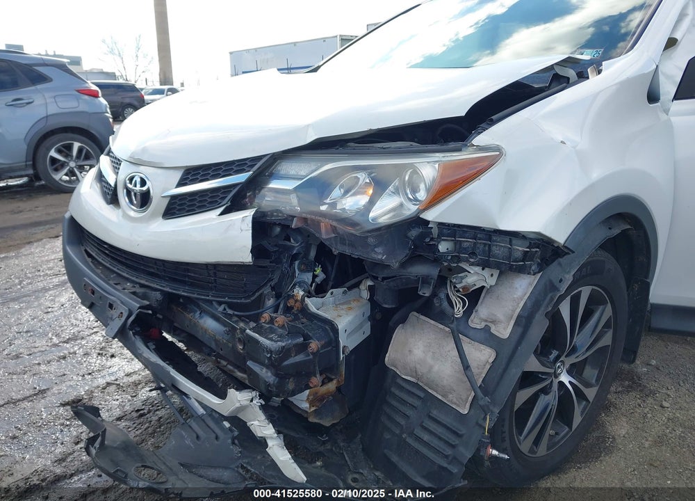 2015 TOYOTA RAV4 VIN: 2T3DFREV1FW383802