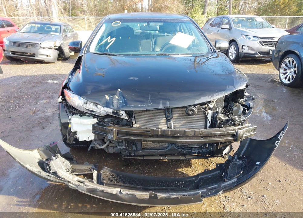 2011 KIA FORTE EX VIN: KNAFU5A20B5369620