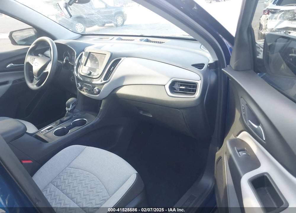 2022 CHEVROLET EQUINOX FWD LS VIN: 3GNAXHEV2NS242959
