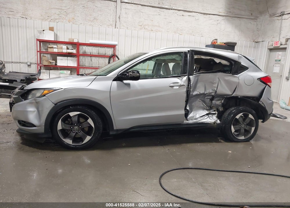 2018 HONDA HR-V VIN: 3CZRU6H70JM719094