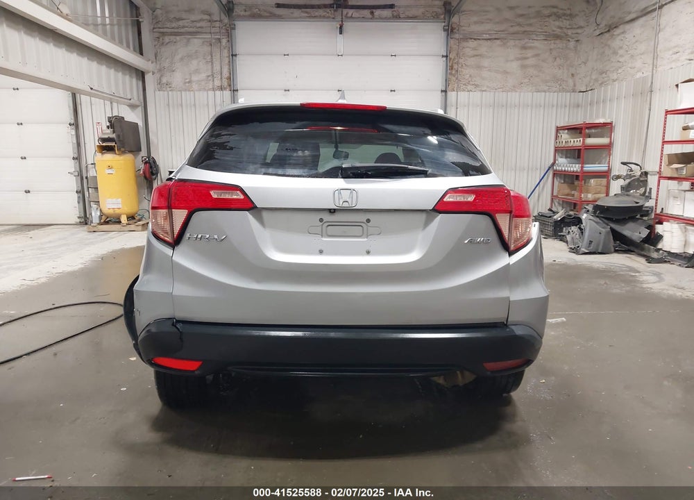 2018 HONDA HR-V VIN: 3CZRU6H70JM719094