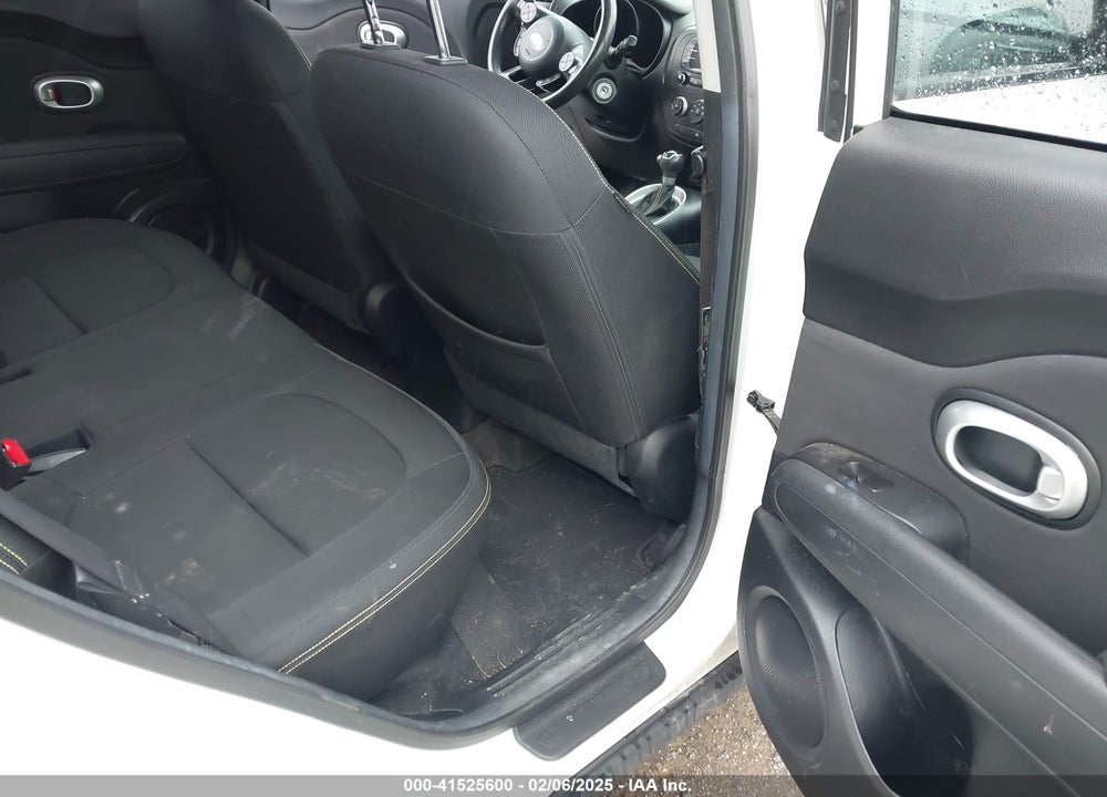 2015 KIA SOUL VIN: KNDJP3A52F7147643