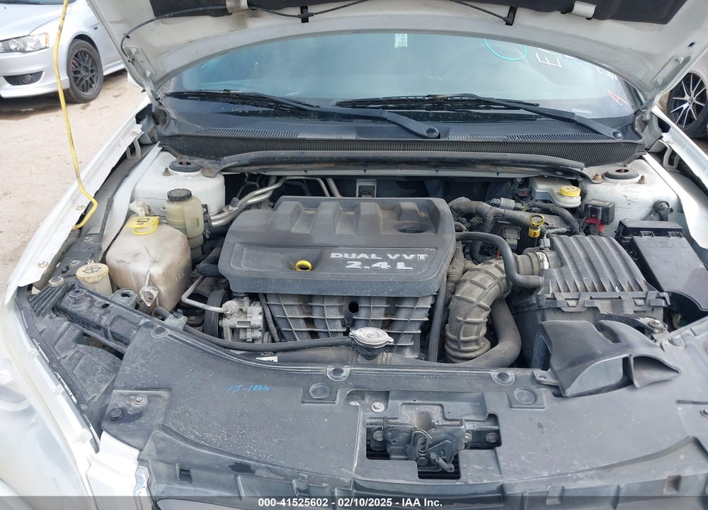 2014 CHRYSLER 200 VIN: 1C3CCBAB4EN230543