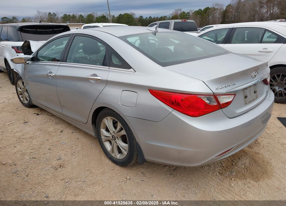 2011 HYUNDAI SONATA VIN: 5NPEC4AC2BH269586