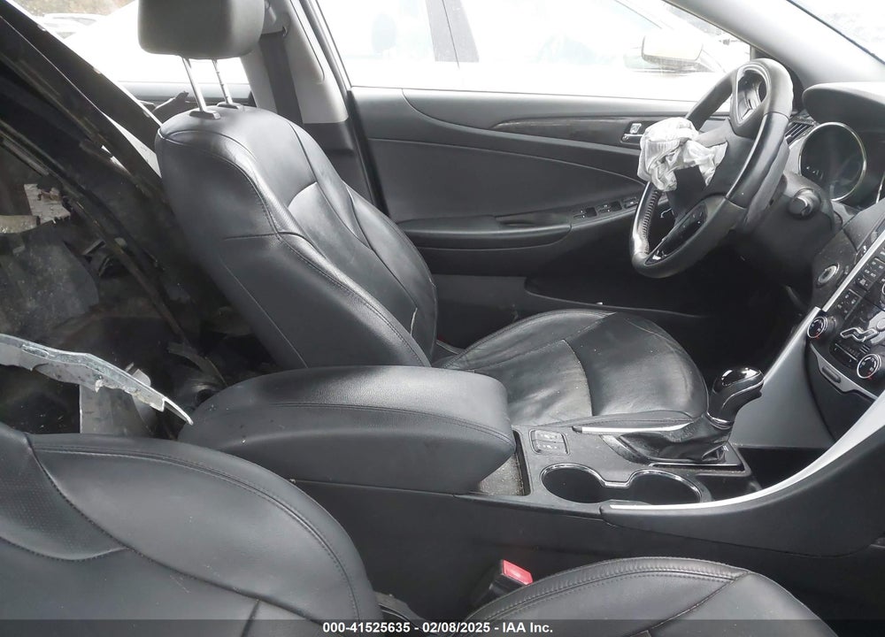 2011 HYUNDAI SONATA VIN: 5NPEC4AC2BH269586