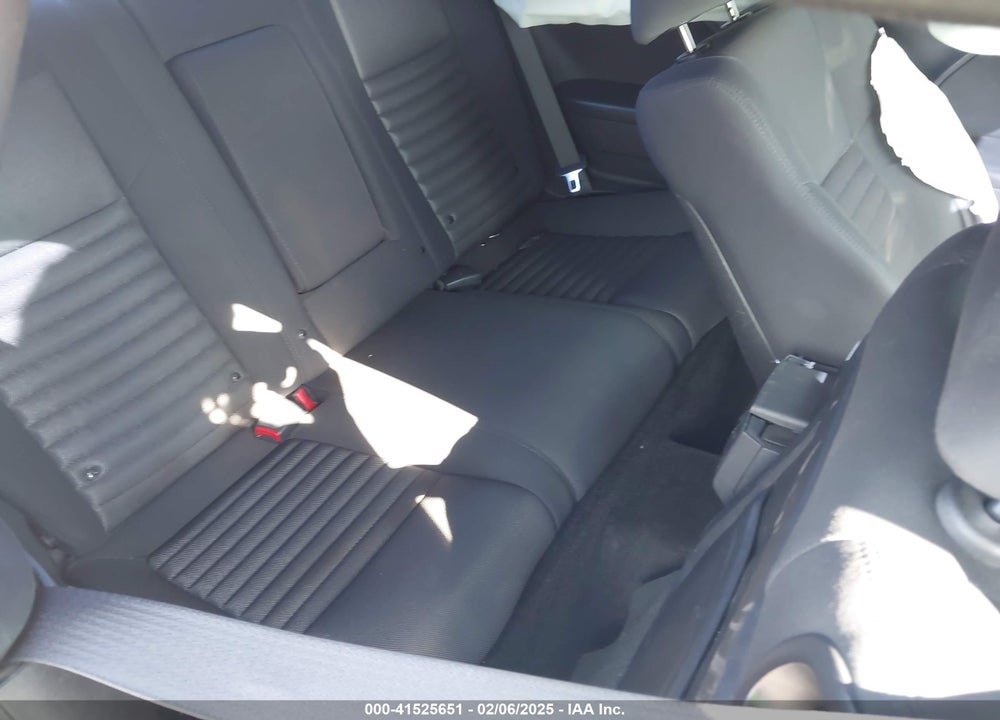 2012 DODGE CHALLENGER SXT VIN: 2C3CDYAG4CH293692