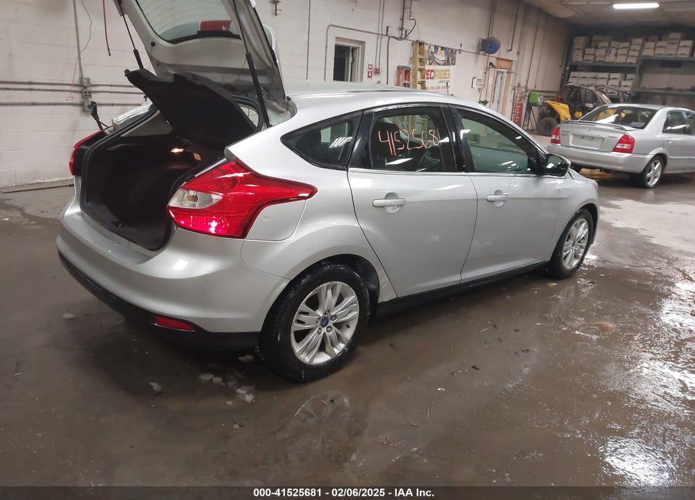 2012 FORD FOCUS VIN: 1FAHP3M27CL200734